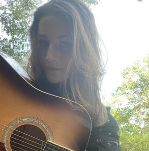 Meet your Posher, Kierston